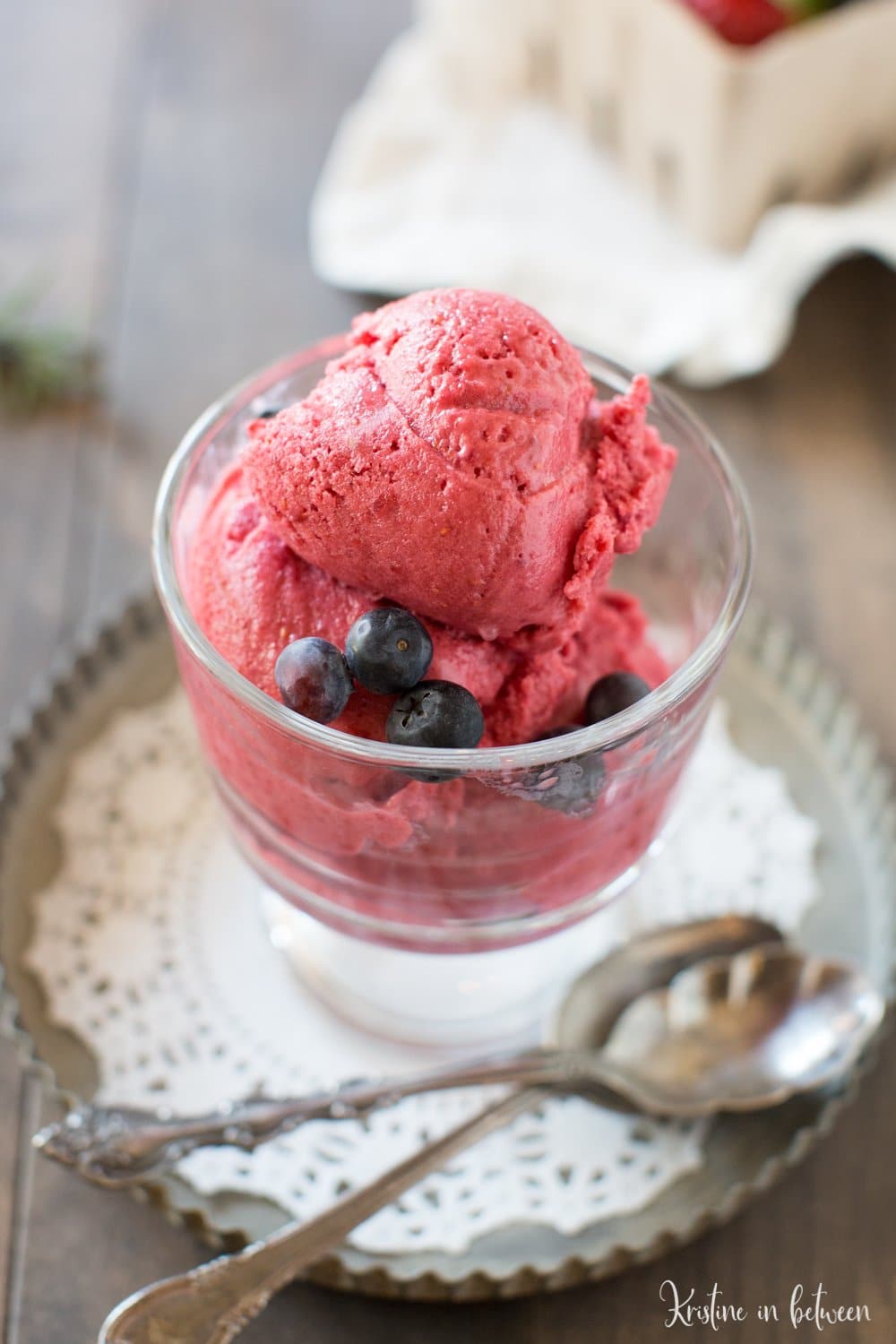 Easy No-Churn Raspberry Yogurt Ice Cream: Healthy Blender Recipe